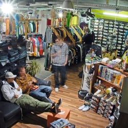 SantoLoco Skate & Surfshop - SantoLoco Surf und Skateshop, Altstadt, München