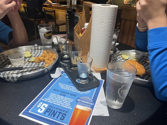 7 West TapHouse by null