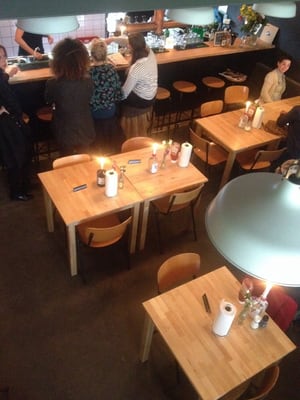 Mossel & Gin by null