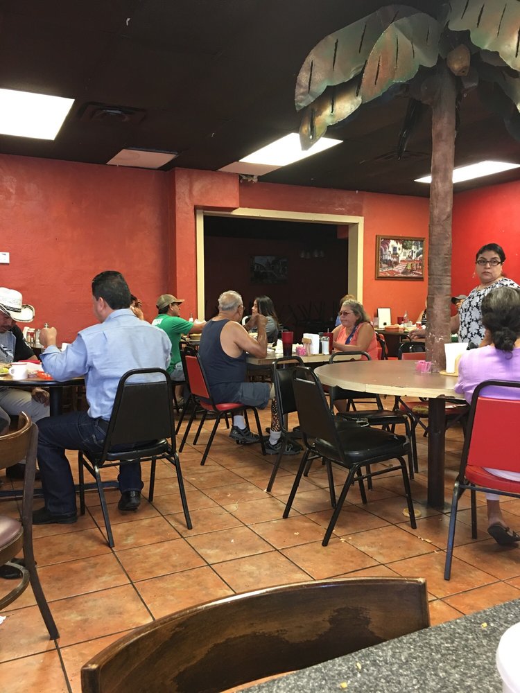 LA HACIENDA SAN DIEGO 1229 N 18th St, Waco, Texas Breakfast