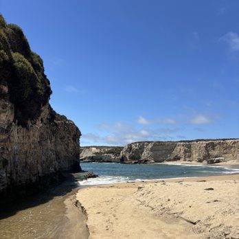 Bonny Doon Beach - Beaches Near Me - Santa Cruz, California