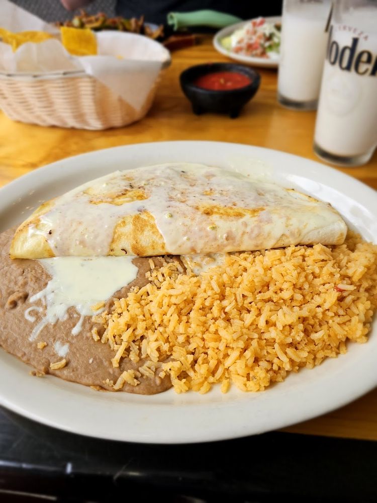 El Charro Mexican Grill Logo