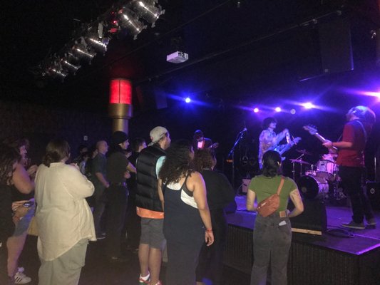 Madame Lou’s by null