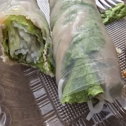 Vietnamese Fresh Spring Rolls (Goi Cuon) missing herbs. Peanut Sauce is too salty.