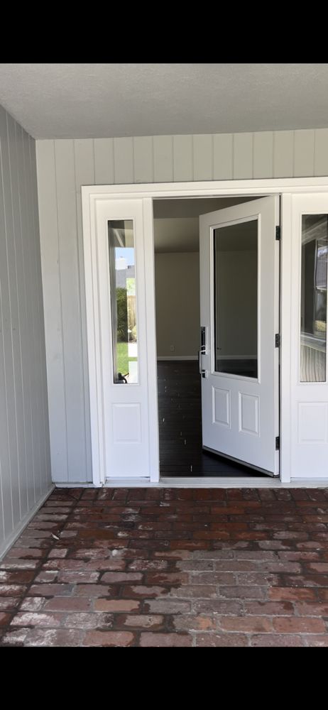 Slide of Orange Coast Window Spa