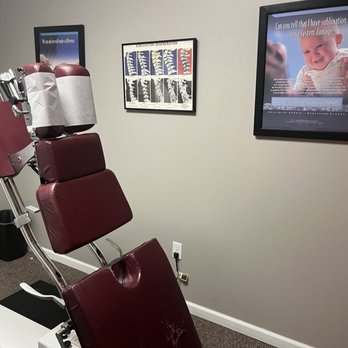 Andrews Family Chiropractic - Adjustment Room 2 - Chiropractors Near Me - Manchester, Michigan Andrews Family Chiropractic - Adjustment Room 2 - Chiropractors Near Me - Manchester, Michigan