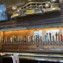 Mugshots Grill & Bar - Tupelo, MS - Bar