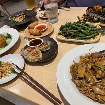 Mama Chang - Chinese Near Me - Fairfax, Virginia Mama Chang - Chinese Near Me - Fairfax, Virginia