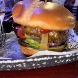 Ohio Club - My old fashioned burger with cheese