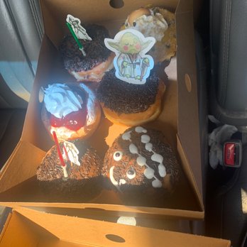 Painted Dough - Star Wars donuts - Donuts Near Me - Chino, California Painted Dough - Star Wars donuts - Donuts Near Me - Chino, California
