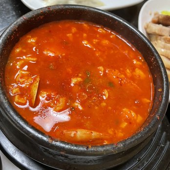 Da Rae BBQ Restaurant - Seafood beef soon tofu spicy - Korean Near Me - Fullerton, California Da Rae BBQ Restaurant - Seafood beef soon tofu spicy - Korean Near Me - Fullerton, California