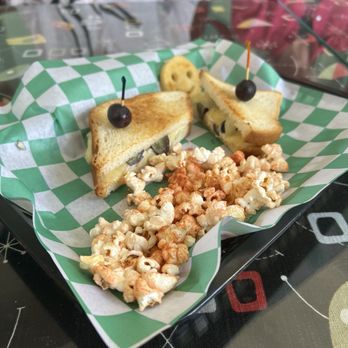 Pop's Ice Cream & Soda Bar - Ice Cream & Frozen Yogurt Near Me - Roanoke, Virginia