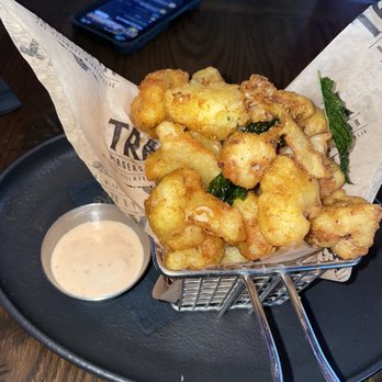 Trax Burgers And Bar - Cauliflower - American Near Me - Minneapolis, Minnesota Trax Burgers And Bar - Cauliflower - American Near Me - Minneapolis, Minnesota