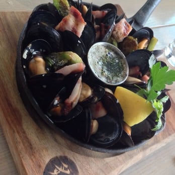 Miku - Mussels - Japanese Near Me - Vancouver, British Columbia