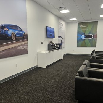 Tesla Service Center - Complimentary coffee. - EV Charging Stations Near Me - North Hollywood, California Tesla Service Center - Complimentary coffee. - EV Charging Stations Near Me - North Hollywood, California