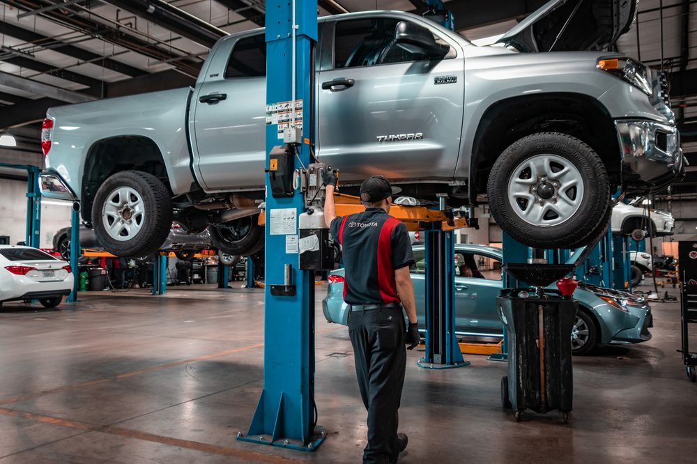 VALLEY HI TOYOTA SERVICE - Updated July 2025 - 140 Photos & 404 Reviews ...