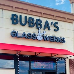 Exterior outside entrance of Bubba's Smoke And Vapor - Mesquite, Texas Exterior outside entrance of Bubba's Smoke And Vapor - Mesquite, Texas