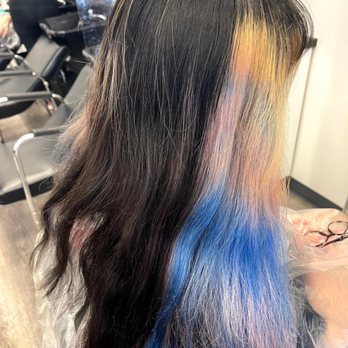 Jada Studio - Before: My hair was like 5 different colors LOL - Hair Stylists Near Me - Santa Clara, California