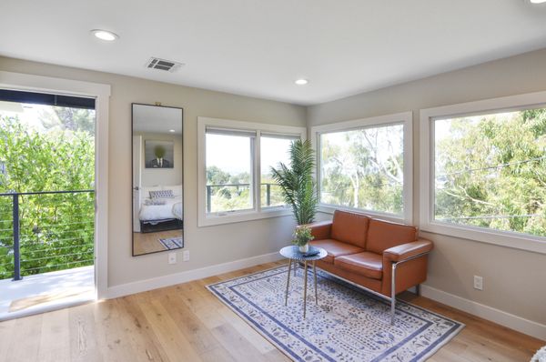 Penthouse apartment - Wikipedia - Luxury Penthouse Management