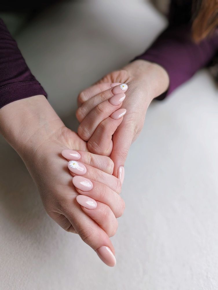 ANN’S NAILS 34 Photos & 51 Reviews 1091 W Army Trail Rd, Bartlett, Illinois, United States