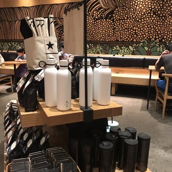 Starbucks - Coffee & Tea Near Me - Honolulu, Hawaii