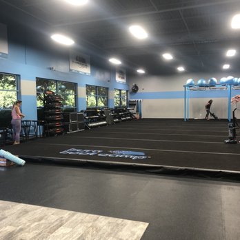 Burn Boot Camp - Celebration - Main workout room with carpet spring floors - Gyms Near Me - Celebration, Florida Burn Boot Camp - Celebration - Main workout room with carpet spring floors - Gyms Near Me - Celebration, Florida