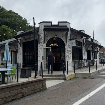 Massey's Kitchen - Entrance - Mediterranean Near Me - Lookout Mountain, Tennessee