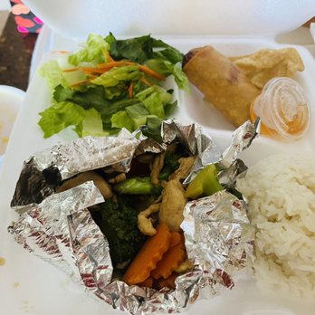 Lucki Thai - Red Curry Lunch Special - Thai Near Me - Las Vegas, Nevada Lucki Thai - Red Curry Lunch Special - Thai Near Me - Las Vegas, Nevada