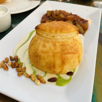 Geoffrey's Malibu - Baked Brie in Puff Pastry - Seafood Near Me - Malibu, California