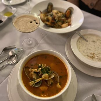 Lara’s Fine Dining - Seafood pasta,clam chowder and Marina seafood soup - Italian Near Me - Richmond, California