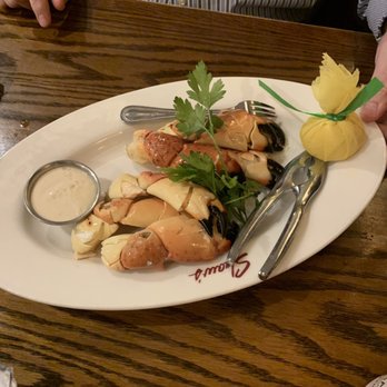 Shaw's Crab House - Snow Crab - Seafood Near Me - Chicago, Illinois Shaw's Crab House - Snow Crab - Seafood Near Me - Chicago, Illinois