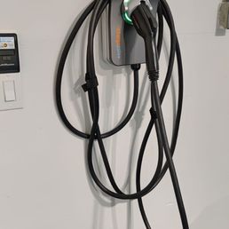 Hardwired installation of ChargePoint Home Flex EV charger Hardwired installation of ChargePoint Home Flex EV charger