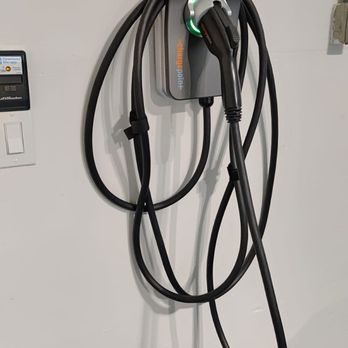 United Electric - Hardwired installation of ChargePoint Home Flex EV charger - Electricians Near Me - San Diego, California United Electric - Hardwired installation of ChargePoint Home Flex EV charger - Electricians Near Me - San Diego, California