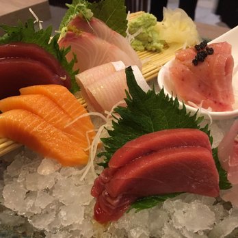 Aki Sushi - The Omakase Sashimi plate! A MUST HAVE! - Sushi Bars Near Me - Kennewick, Washington