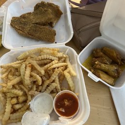 Fish Combo 5 Wings and Drink