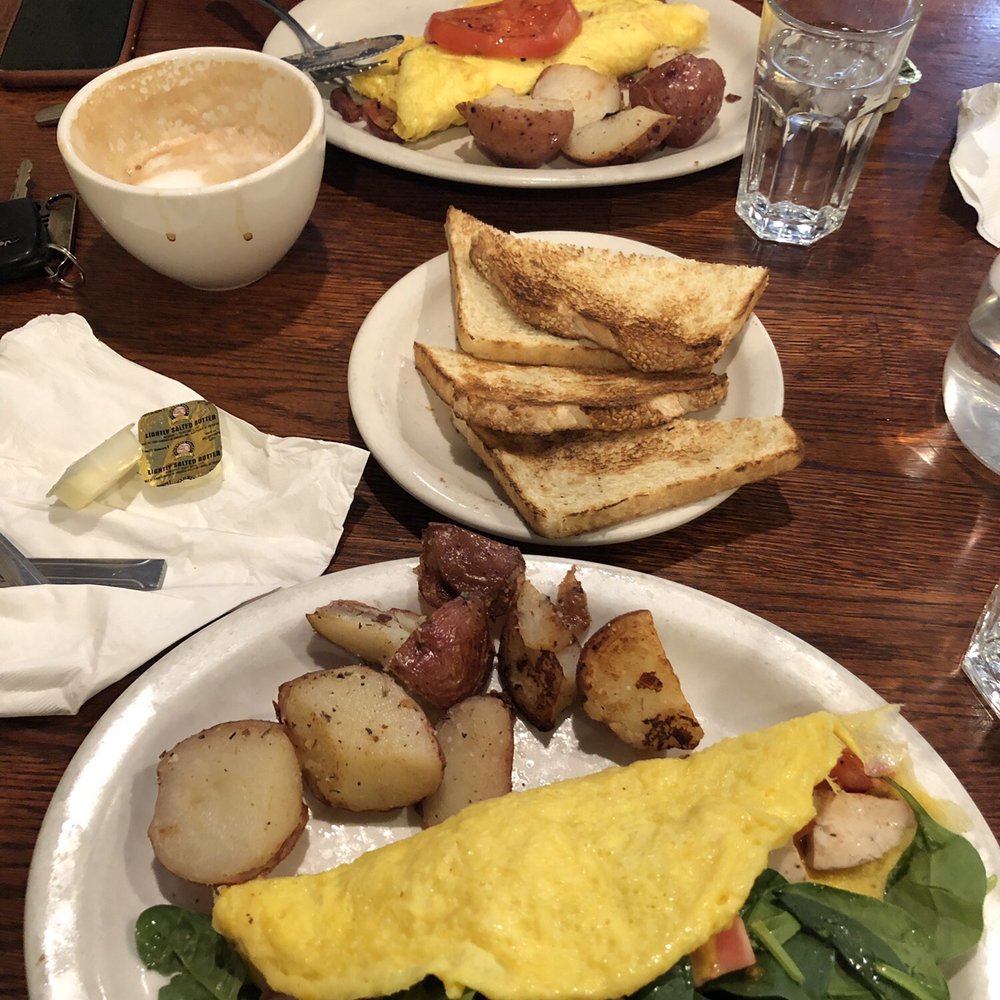 Carver's - Make your own omelet and the divide omelet - Breakfast & Brunch Near Me - Winter Park, Colorado Carver's - Make your own omelet and the divide omelet - Breakfast & Brunch Near Me - Winter Park, Colorado