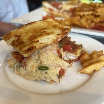 Hobo's Cafe - Grouper panini - New American Near Me - Key Largo, Florida