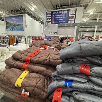 Costco Wholesale - Coats - Wholesale Stores Near Me - Roseville, Michigan Costco Wholesale - Coats - Wholesale Stores Near Me - Roseville, Michigan