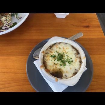 Broadway Grill - French onion soup - American Near Me - Burlingame, California