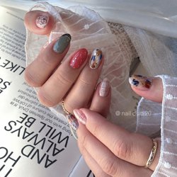 Nail Club 20 - Gel overlay with design. Please call or text us at 626-316-9903 for an appointment. Check us on Instagram: Nailclub20