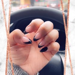 Designer Nails - Came back for 2nd time... after 3 weeks. Did new design and color this time