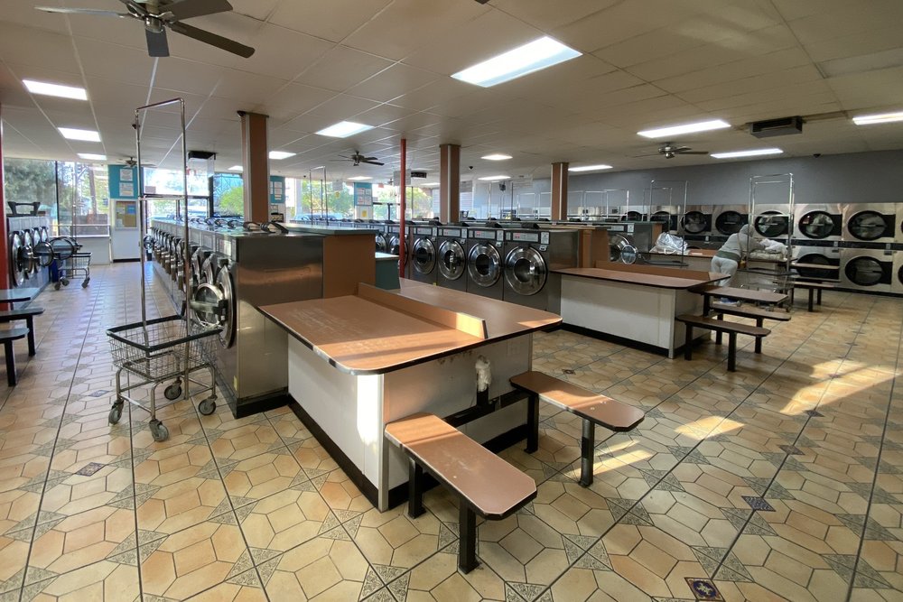 LAVANDERIA CLASICA 130 Photos & 75 Reviews 16105 Victory Blvd, Van