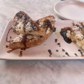 North Italia - Grilled Bread & Good Olive Oil - Italian Near Me - McLean, Virginia