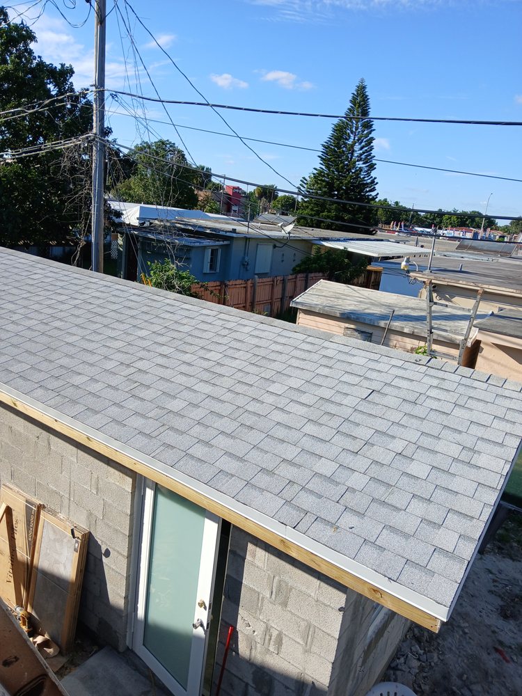 Slide of Jesus Cruz Roofing