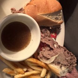 Osteria Kayla - Hot beef / prime rib sandwich