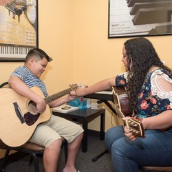 Rockin Robin Music Lessons - We know our students can be the best. That's why we build our curriculum to fit their needs.