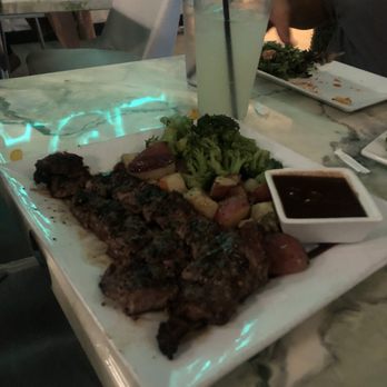 Sage Restaurant - Ribeye steaks with potatoes and broccoli - American Near Me - Memphis, Tennessee Sage Restaurant - Ribeye steaks with potatoes and broccoli - American Near Me - Memphis, Tennessee