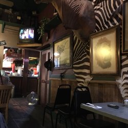 Cole Mountain Restaurant & Catering - Inside Wall decor
