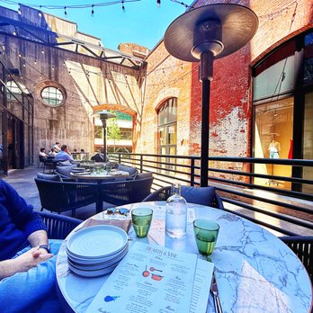 Hearth & Vine - outdoor seating - New American Near Me - Portland, Oregon Hearth & Vine - outdoor seating - New American Near Me - Portland, Oregon