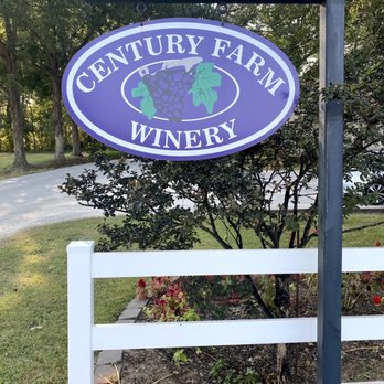 Century Farm Winery - the sign for the winery - Wineries Near Me - Jackson, Tennessee